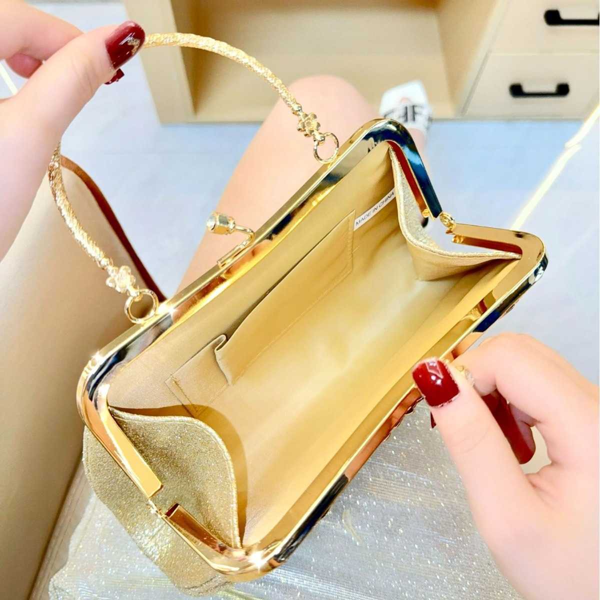 handheld bag with diamond embedding single shoulder crossbody evening bag tassel with diamond small bag womens handheld qipao bag 241122