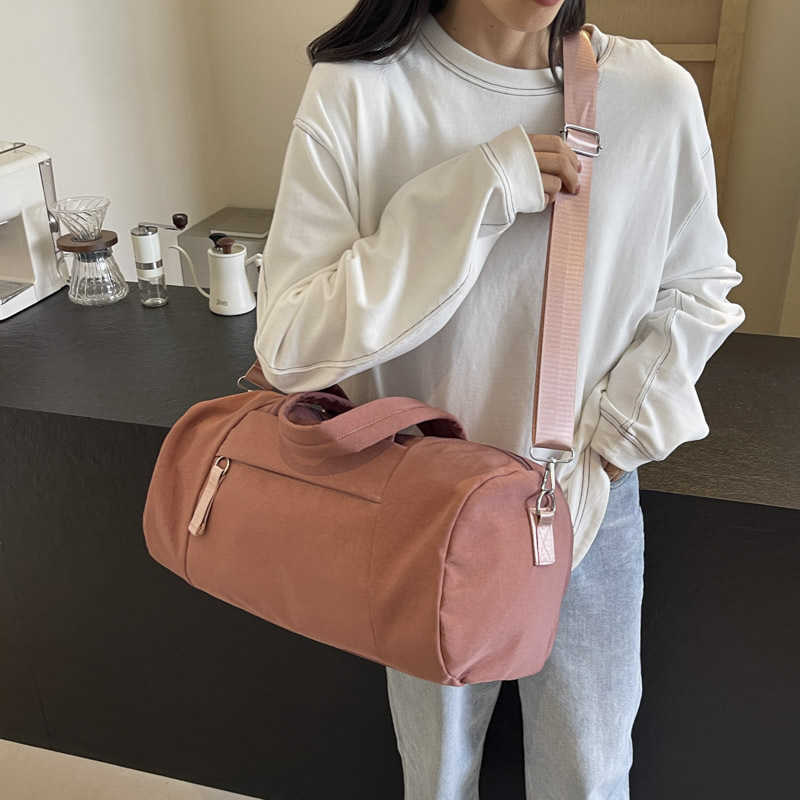 new large capacity travel bag commuting handbag lightweight outdoor sports and fitness womens bag yoga bag cylindrical backpack