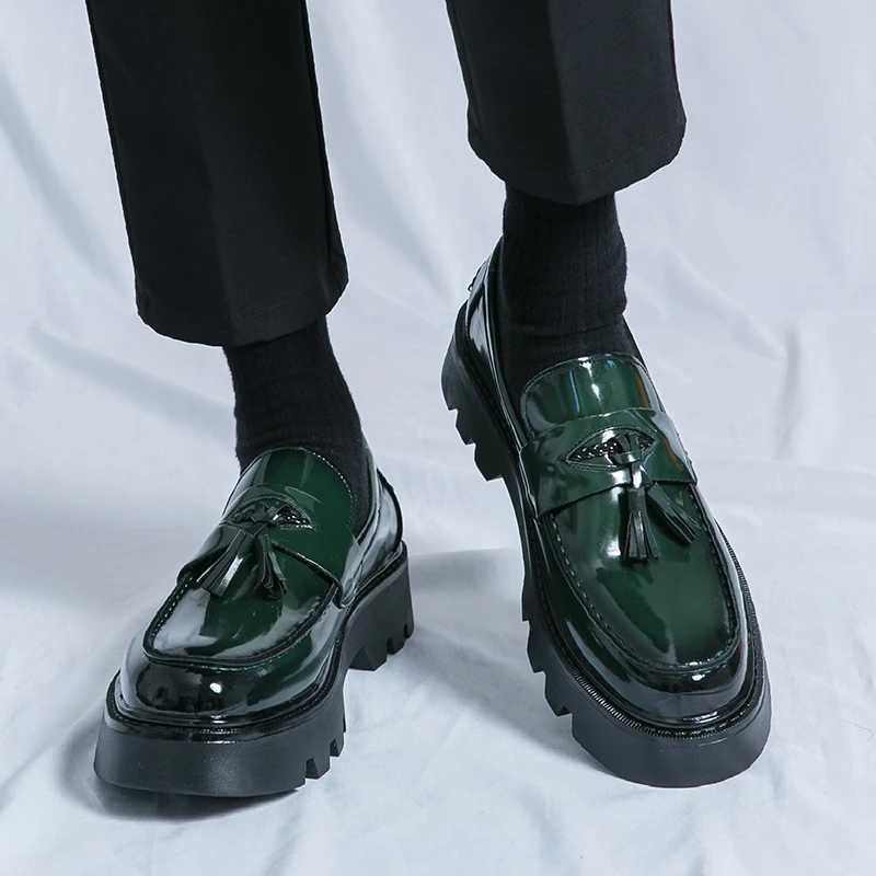 Patent Men's Handmade Leather Tassel Loafers British Style Slip-On Flats For Weddings, Parties Outdoor Hot Events - Lightweight & Comfortable Wed