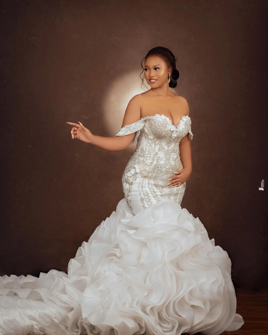 Aso Arabic Ebi Plus Size Ivory Mermaid Wedding Dresses Lacefull Wers Crystals Beaded Sweetheart Bridal Gowns Dresss