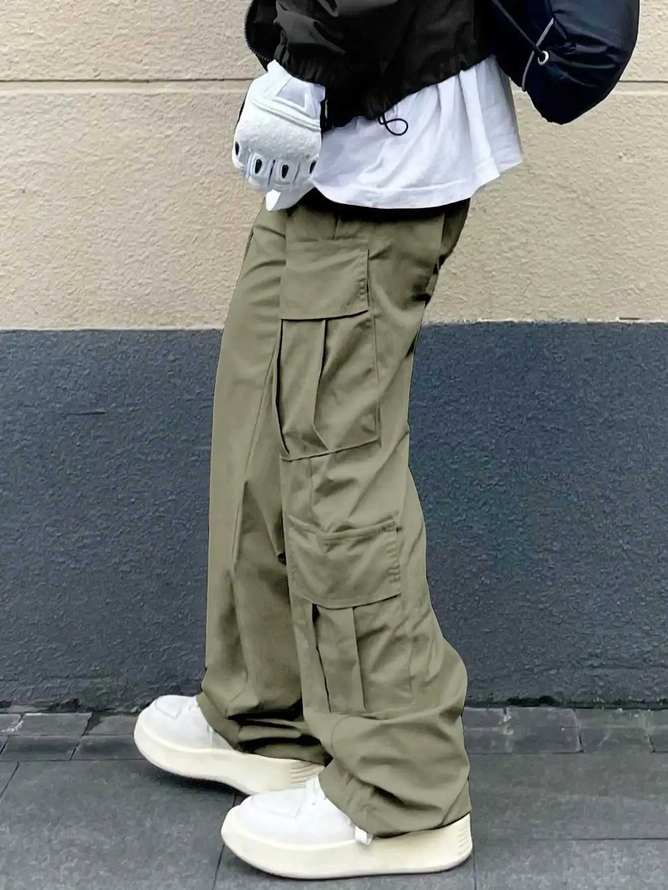 Men's Pants Solid multi flap pocket mens straight leg cargo pants loose casual outdoor pants mens work pants bags and trendy T-shirts Y240422