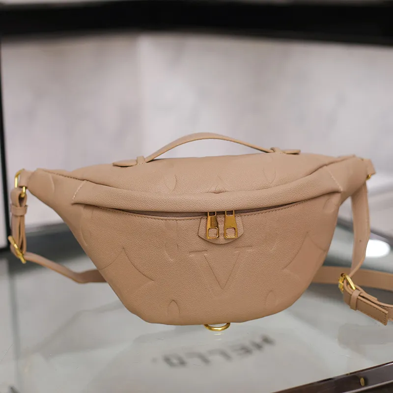 Bum Bag For Man Letter Crossbody Belt Bags Women Designer Flower Chest Bumbag Fann Pack V Purse Cross Body Bumbags CXD2404227-15
