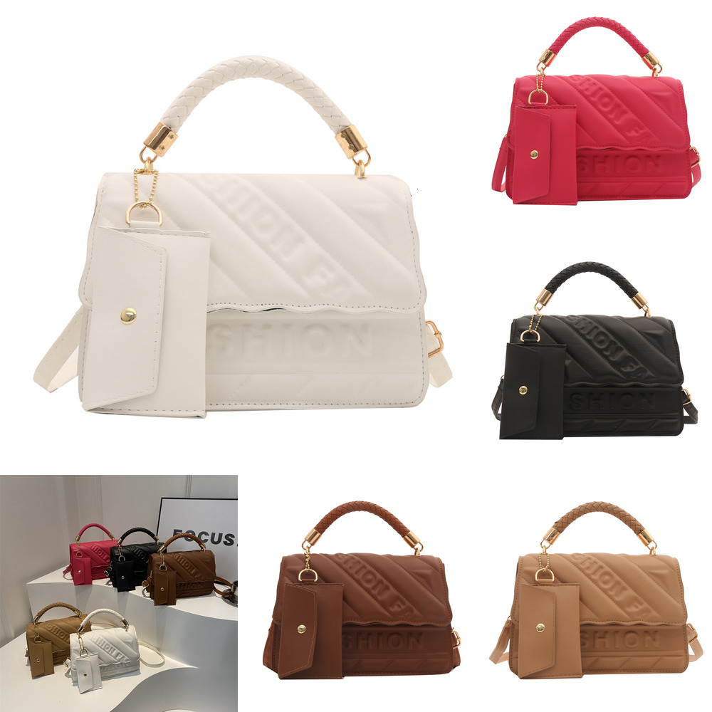 New Pure 2024 Embossed Dice Mother Bag, Fashionable And Stylish Shoulder Bag, Personalized Texture Crossbody Small Square Bag