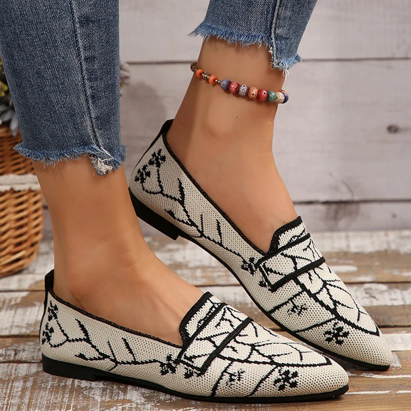 Womens Chinese Style Breathable Knitted Flats 2025 Spring Bamboo Embroidery Flat Loafers Woman Slip On Pointed Toe Casual Shoes 241122