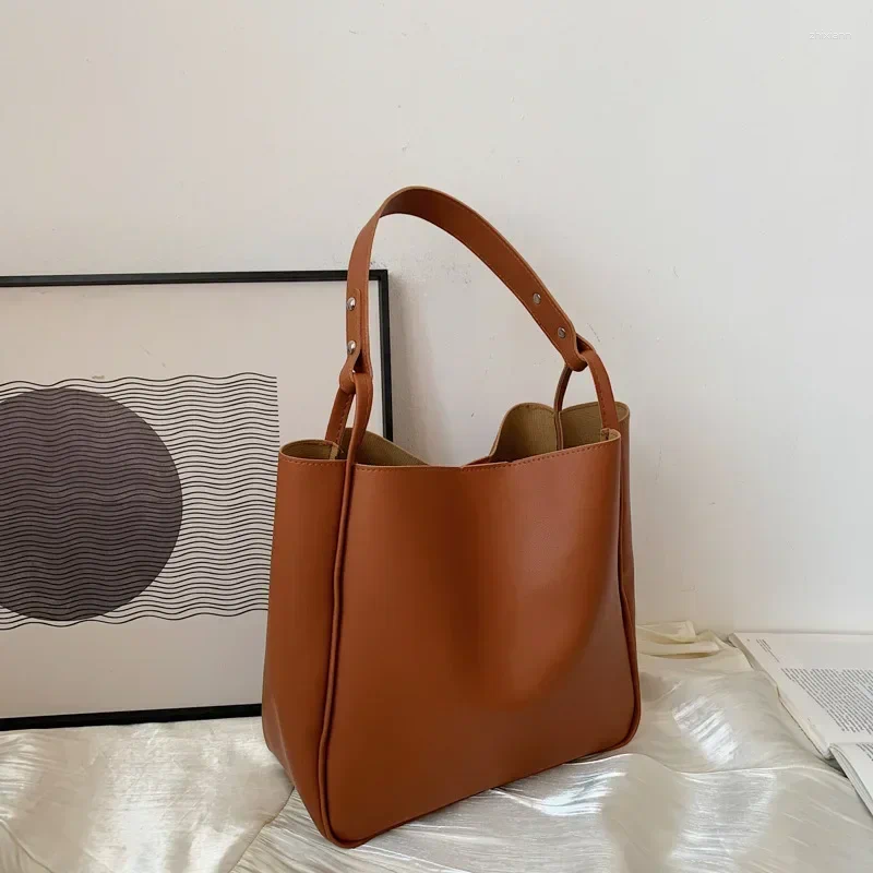 Totes 2024 Women Large Capacity Female's Bags Made Of Leather Handbags Shoulder Shopping And Travel