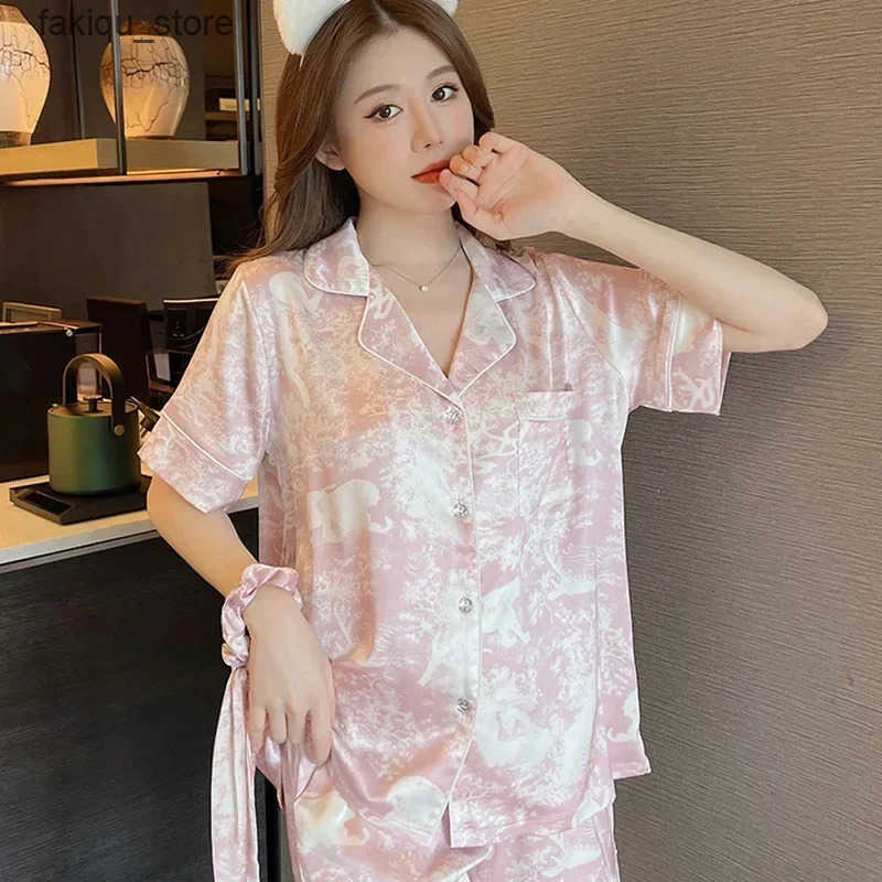 Sexy Pyjamas French high-class printed pajamas for womens spring and autumn new lazy style sweet homewear silk pajamas for women sleepwear L240910