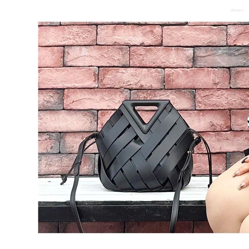 2025S designer Vintage Drawstring Women - Retro Triangle Woven Leather Crossbody Shoulder Bag Handbag shoulder women bag crossbody bag
