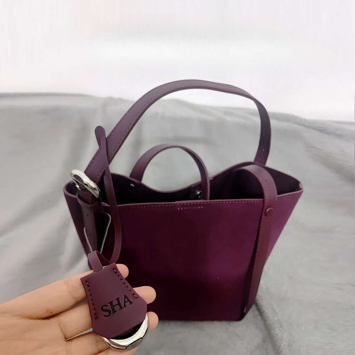 Cowhide Leather Handbag Trendy Women Tote High Quality Basket Bucket Retro Matte Suede Shoulder Crossbody Bag Hasp BagVoyage