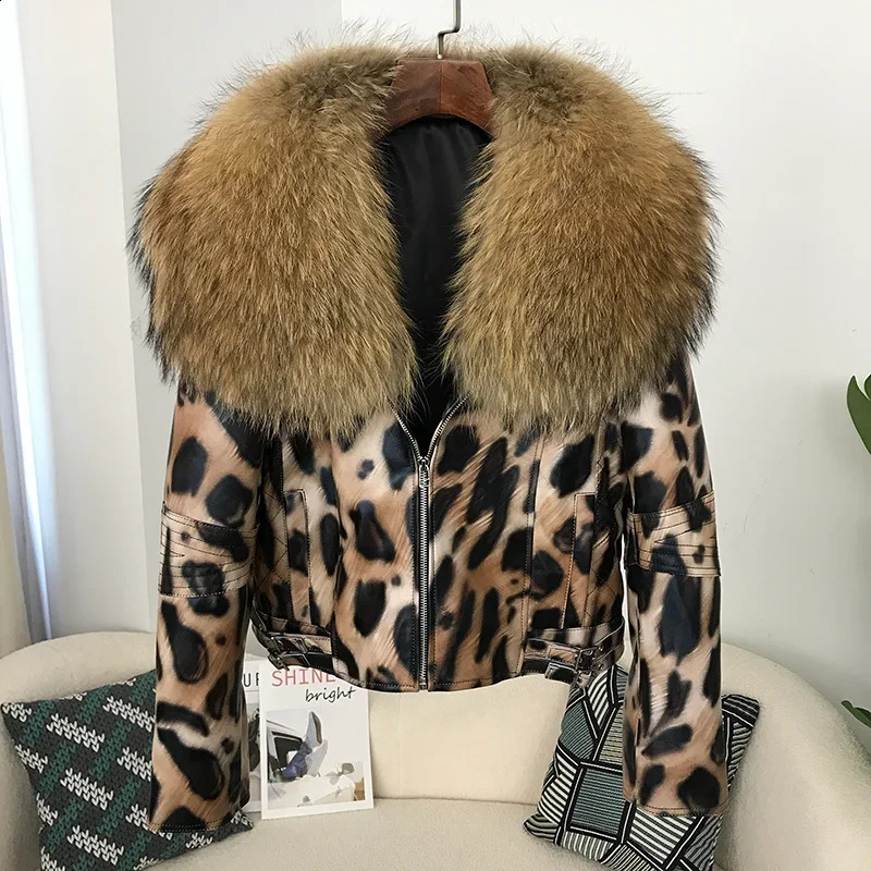 CXFS 2023 Genuine Leather Winter Women Short Sheepskin Leopard Print Motorcycle Jacket Big Fur Collar Slim 241120