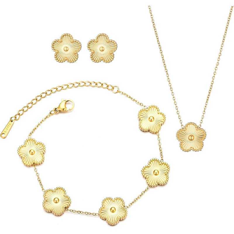 Neckalce Earring Bracelet Set for Women 2024 Hot 14K Gold Plated Stainless Steel Five Flower Jewelry Gift W241121