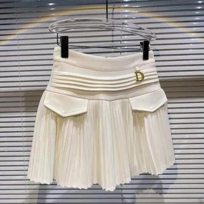 2024 new Black sexy street casual designer skirts women's high-waisted metal letter D pendant to prevent light out mini skirt