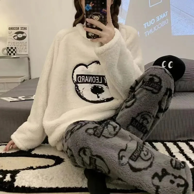 2PCSSet thickened warm facecloth plus size womens pajamas longsleeved autumn and winter cartoon bear coral fleece studen 241121