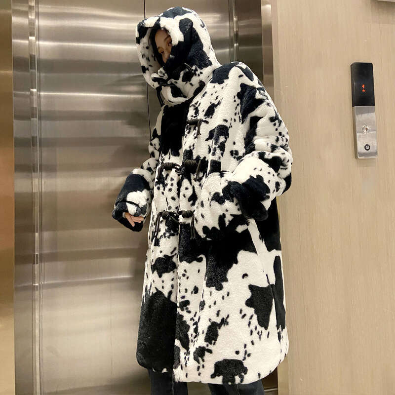 Couple internet celebrity 2023 winter new full print panda imitation rabbit mink fur cotton coat thick warm jacket for men and women