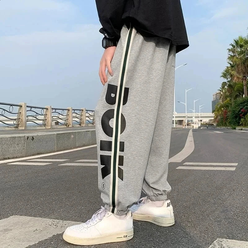 American Vibe HipHop Wide Leg Sweatpants For Men Fashion Training Cotton Young La Elastic Y2k Casual Baggy Male Sweat Pant 241122