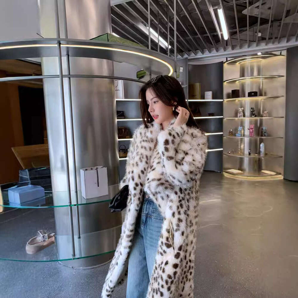 Korean woven lapel ruffled coat, fox fur, raccoon imitation fur coat