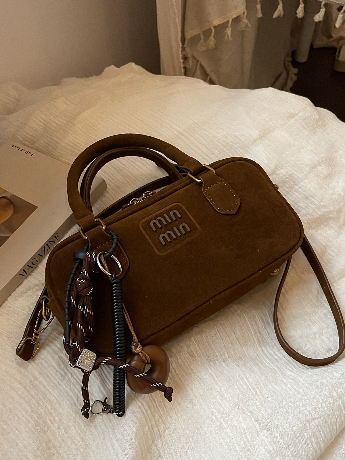 Autumn/Winter Retro Frosted Small Female New Popular Cross-Body HOT Handbag Bowg Bag Suede Zipper Style