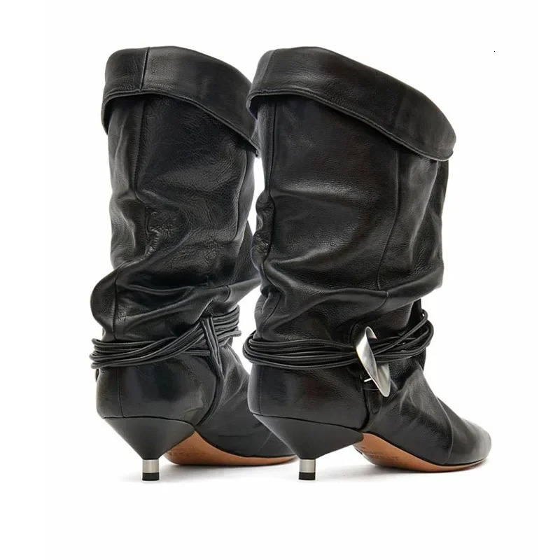 2024 Autumn And Winter Western-Style Pointed Retro Low Heel Denim Pleated Pile Short For Women's Fashion Runway Boots
