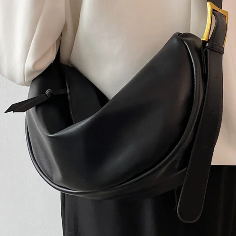 Puffy Bag, Half Moon - Stylish Black Faux Leather Shoulder Bag Medium, hot Trendy Armpit Crossbody Women, Lightweight for Daily Use