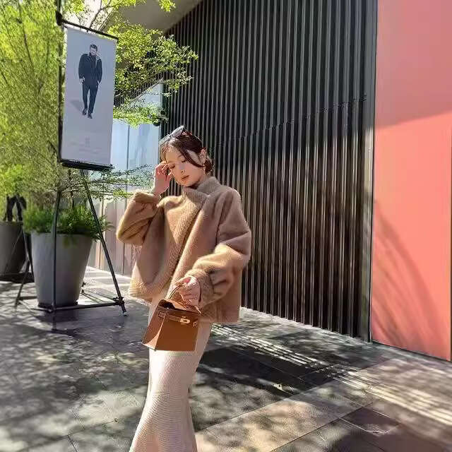 Haining autumn winter cold resistant warm fur integrated coat, gentle and environmentally friendly furry temperament women's top