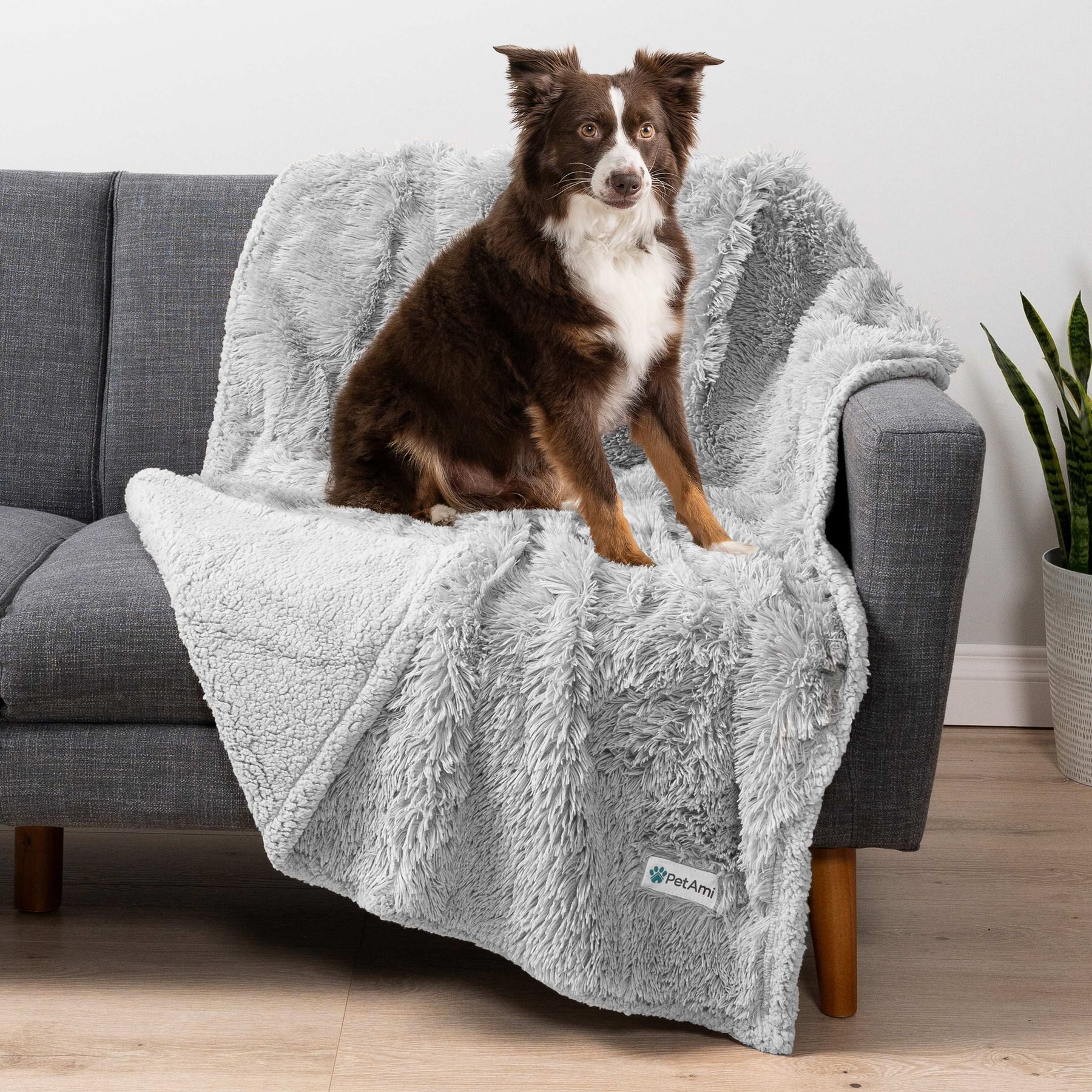 PetAmi Furry Faux Fur Waterproof Cat & Dog Blanket