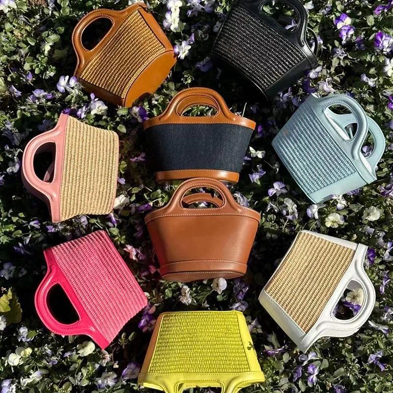 Shoulder Bags 2024 Summer Classic Woven Vegetable Basket Handbag Straw Bag Shopping Leather Beach Girls Handhe