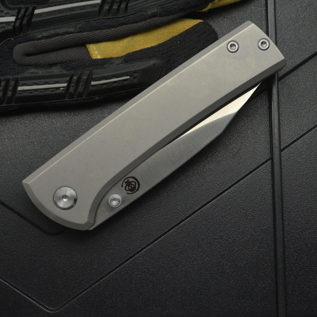 High End Folding Knife M390 Satin Blade TC4 Titanium Alloy Handle Ball Bearing EDC Pocket Knives Outdoor Tools