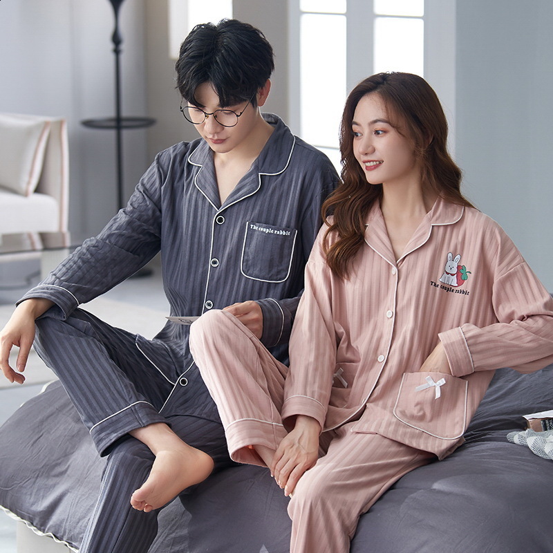 Couples Pajamas in Spring and Autumn Womens Autumn Cotton Mens Home Wear Long Sleeve Pants Set Cardigan Front Button Collar Casual Home 210812