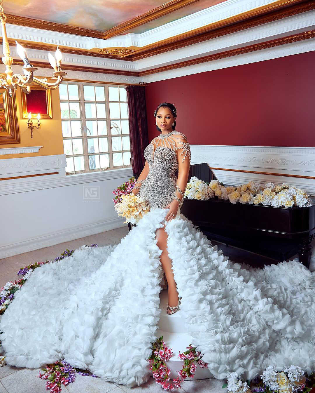 Luxury Crystal Mermaid Wedding Dresses with Detachable Train Beading Side Split Bridal Gowns Ruffle Tiered Brides Dress Vestidos De Novia
