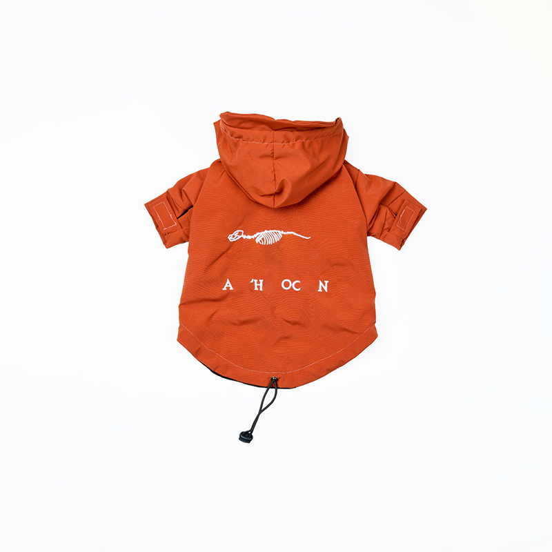 Dogs Clothing et Designer Apparel Warm Pet Coat Embroidered Cloth Dog Supplies Windbreaker Raincoats Free shipping