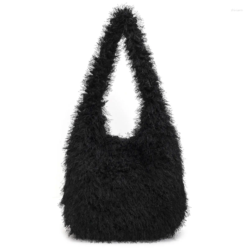 2025 NEW Totes Super Minimalist Plush Bag Winter Fashion Versatile Underarm Shoulder Niche Design Handbag For Women zhanyishengli