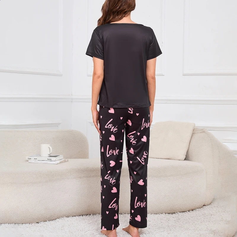 Womens Pajama Set Casual Heart print TShirt With Pants Sleepwear Loungewear Nightwear 2 Piece Sets Pijama Pajamas for women 241121