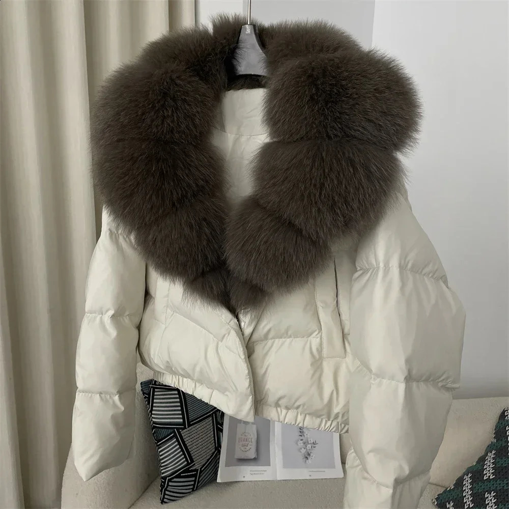 Short leather jacket thick large natural fox fur coat down coat for women in autumn and winter white duck down coat for women 241121
