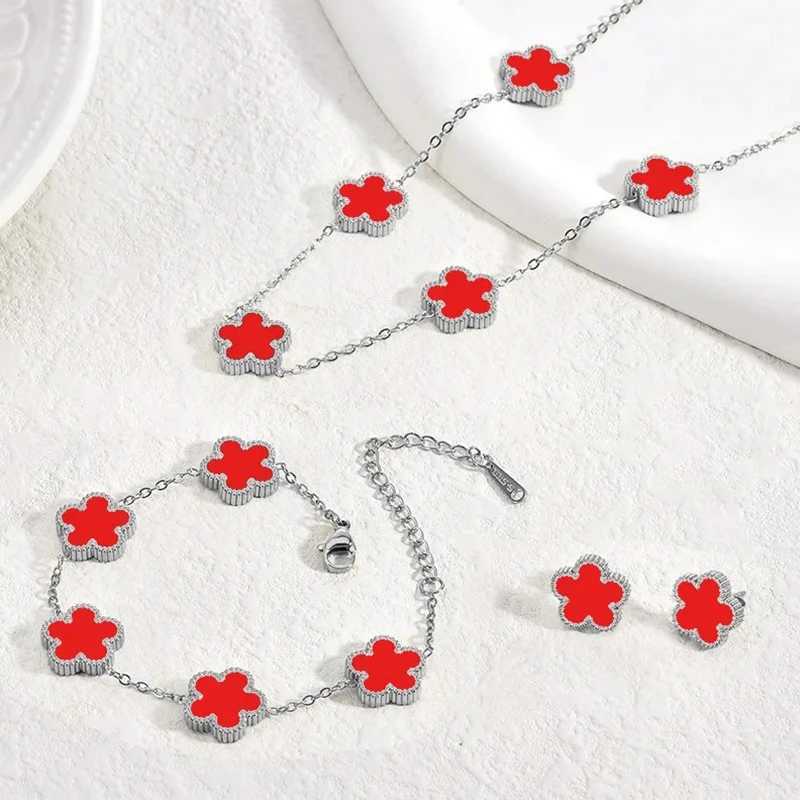 Stainless steel set earrings necklace bracelet Christmas birthday gift gold-plated womens double-sided flower elegant and fashionable W241121
