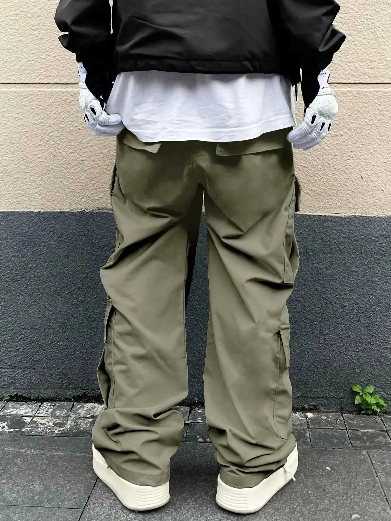 Men's Pants Solid multi flap pocket mens straight leg cargo pants loose casual outdoor pants mens work pants bags and trendy T-shirts Y240422