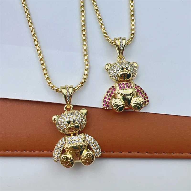 2023 Fashion Cute CZ Crystal Ted Bear Necklace Womens Copper Gold Plated Heart Bear Necklace Animal Jewelry Gift W241121