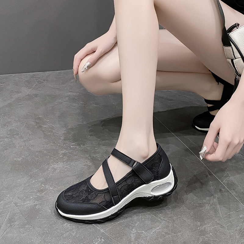Summer women's mesh shoes breathable thin mesh women's white shoes 2025 new soft soled sports sandals large size sports shoes comfortable wa