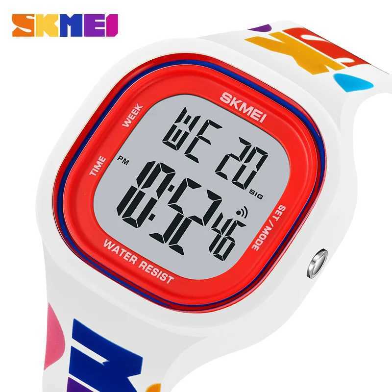 SKMEI Youth Cool Vitality Stopwatch Digital Sports Watch Mens Fashion 5Bar Waterproof Watch X241122