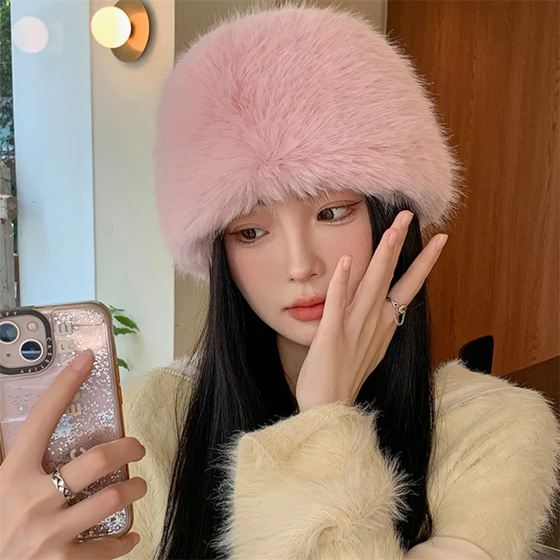 Winter Hat For Womens High Quality Mink Fur Thickened Warm Pullover Beanie Fashion Y2K Same Style Plush Flat Cap 241122