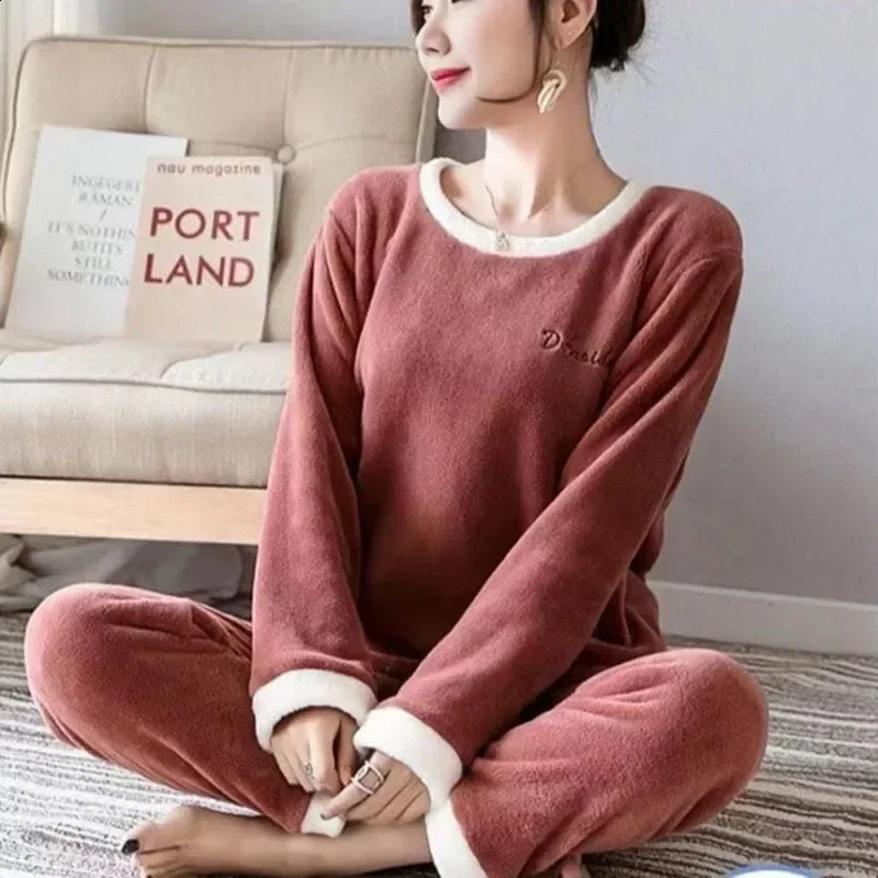 2PCSSet thickened warm facecloth plus size womens pajamas longsleeved autumn and winter cartoon bear coral fleece studen 241121