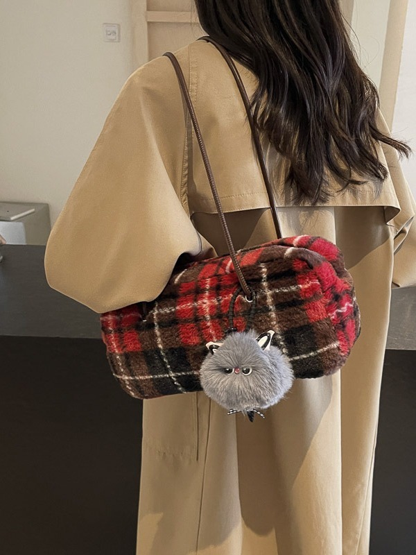 2024 New Autumn/Winter Hairy Grid Korean Edition Fashion Single Shoulder Underarm Casual Plush Bag