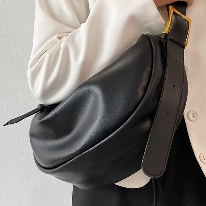 Puffy Bag, Half Moon - Stylish Black Faux Leather Shoulder Bag Medium, hot Trendy Armpit Crossbody Women, Lightweight for Daily Use