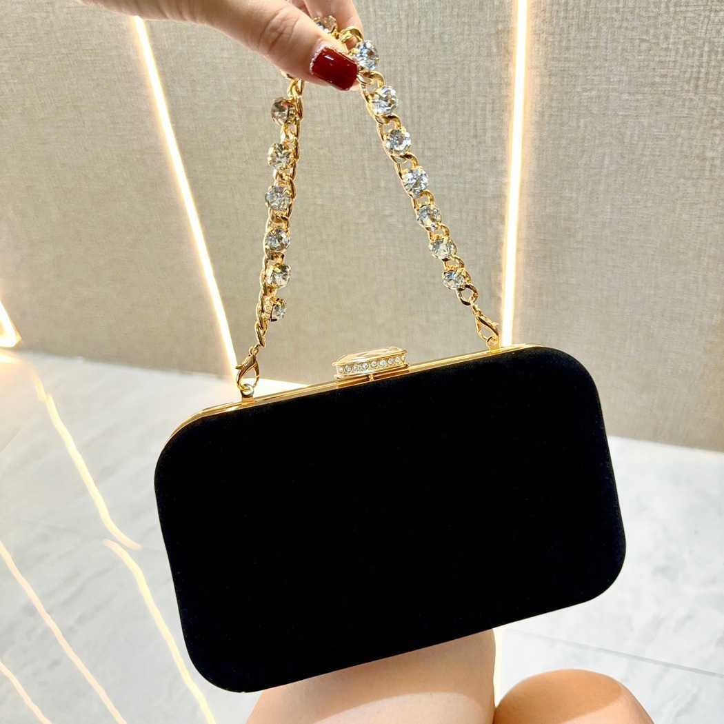 New Evening Dress Handheld Bag with Diamond Plush Face Bag for Celebrities and Cheongsam Banquet Bag for Women Handheld Crossbody Bag