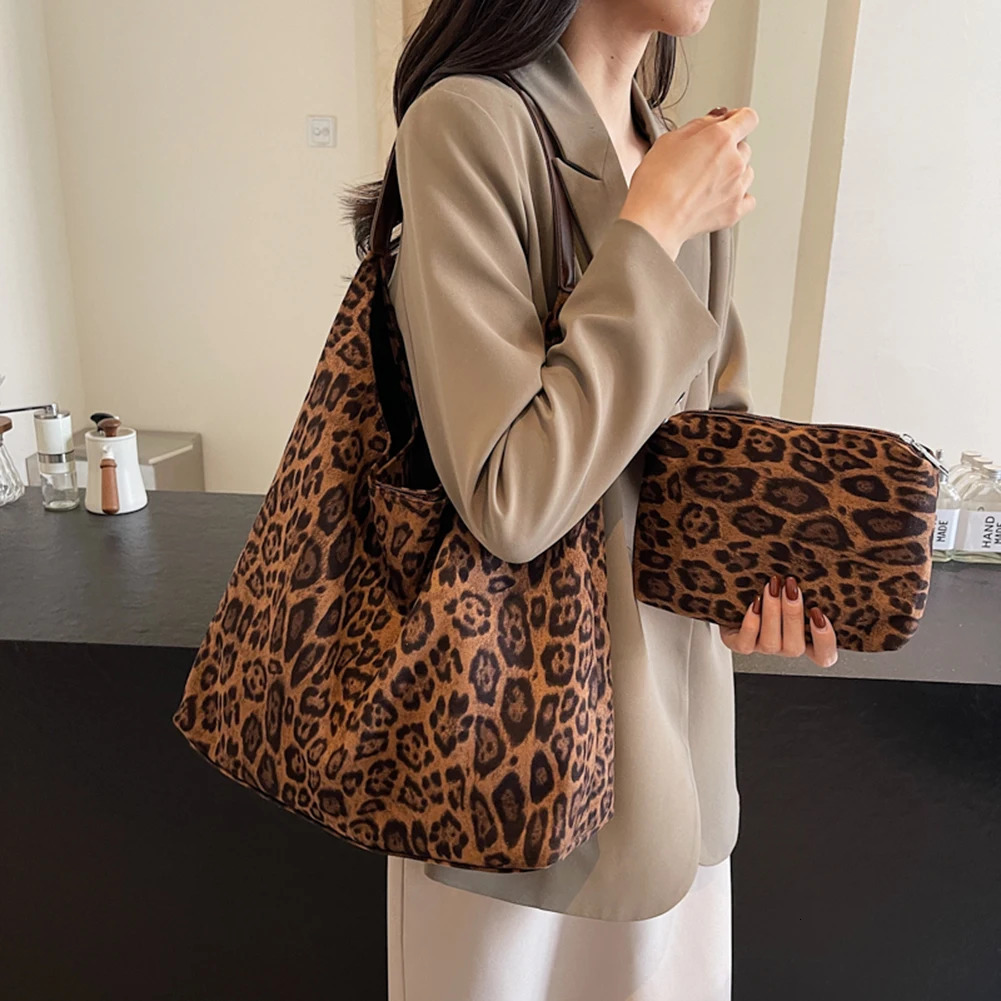Suede Bag Winter Womens Bag Leopard Print Shoulder Bag Female Trendy Handbag Hobo Bags for Work Travel Large Tote Bag 241122