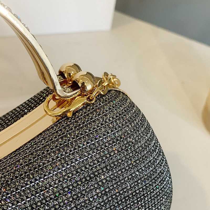 2024 new trendy women's bag with exquisite texture, simple and stylish small bag with lock buckle, single shoulder chain crossbody bag