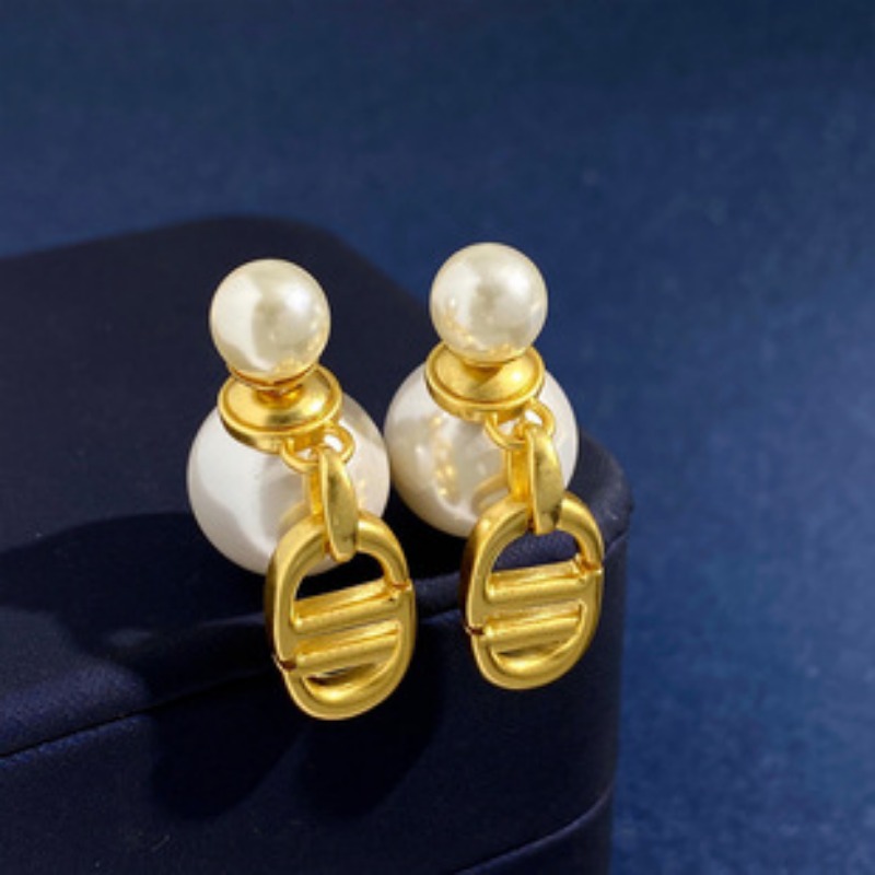 2025 New Pearl Earrings Womens Popular Jewelry Earrings