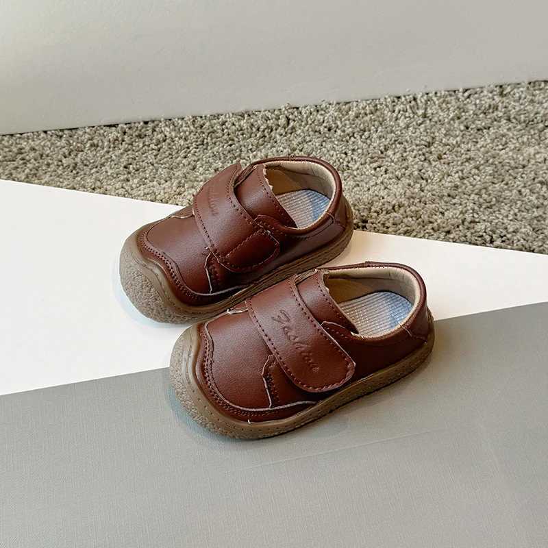 Athletic Outdoor Childrens Closed Toe Toddler Shoes Spring Autumn New Baby Soft-soled Casual Flats Girls Kick-proof Small Leather Boys Footwear C26013