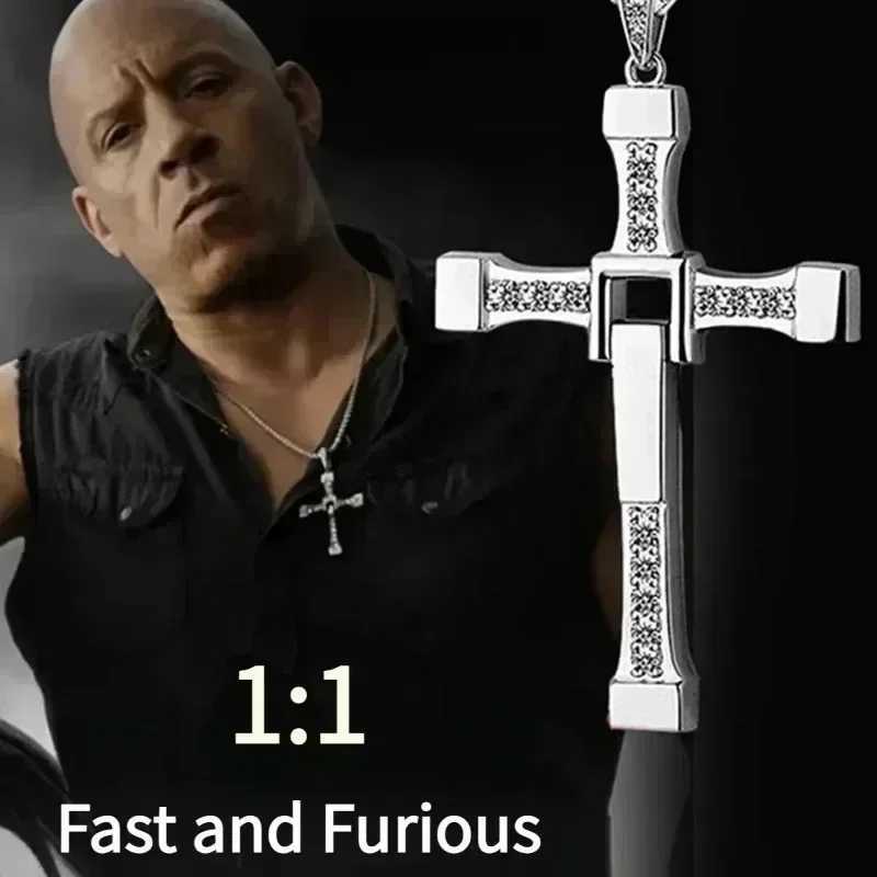 2024 New Vin Pendant Fast and Furious Boy StainlESS Steel Dominic Toretto Cross Necklace for Men Chain GiftX241122