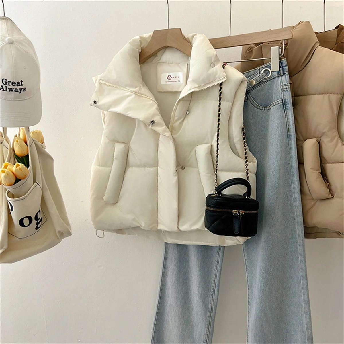 Autumn Winter Y2K Vest Women Thick Warm Down Harajuku Loose Jacket Casual Outerwear Short Waistcoat Windproof Coats 241120