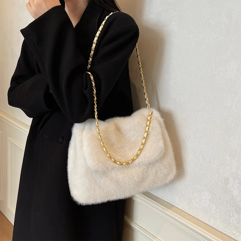 Plush Shoulder Bag for Women er Fluffy Handbag Purse Furry Messenger Bag Travel Crossbody Bags Causal Bag 241122