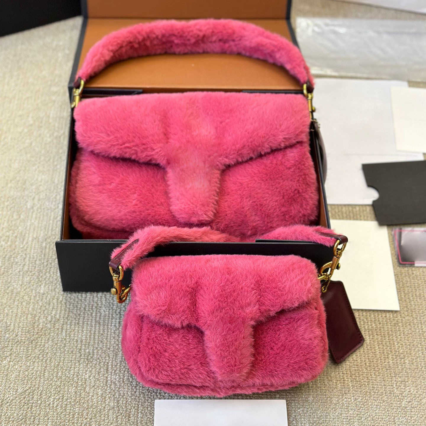 2 Sizes Designer Cloud Pillow Clutch Tote Winter Crossbody Purse s Fur Shoulder Bags Women Handbags Furry Hobo Bag